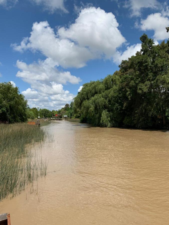 Magnolia En Marea Delta Del Alojamento de Turismo Selvagem Tigre